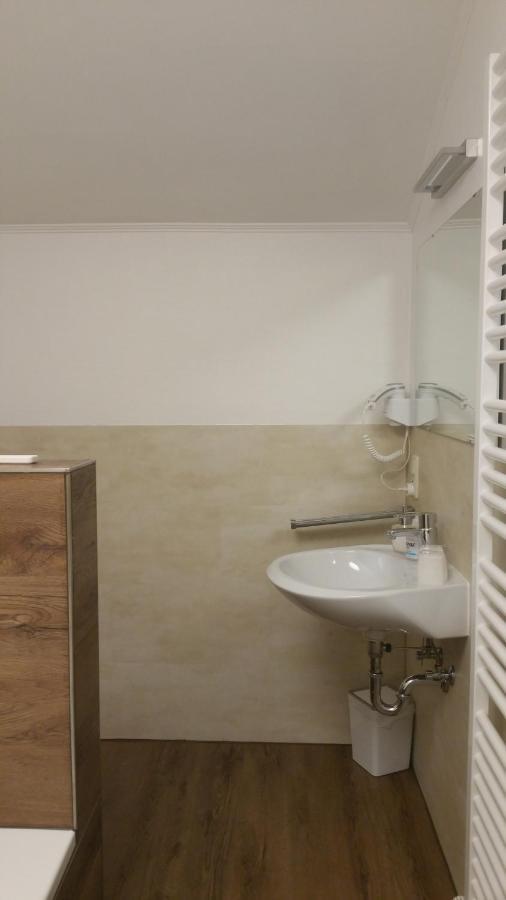 Berggasthof Karntner Alm Hotel Митенвалд Екстериор снимка