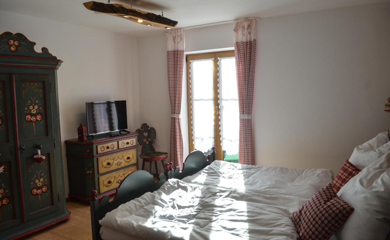 Berggasthof Karntner Alm Hotel Митенвалд Екстериор снимка